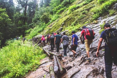 Trekking to Manikaran Kheerganga